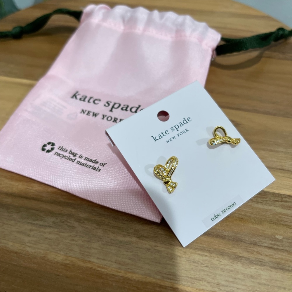 NWT Kate spade all tied up gold bow cubic zirconia earrings - Picture 4 of 5